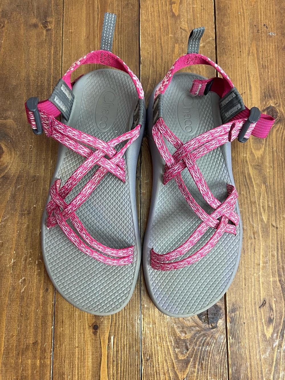 Chaco kids size 6 Z/1 ecotread sandals gray and pink